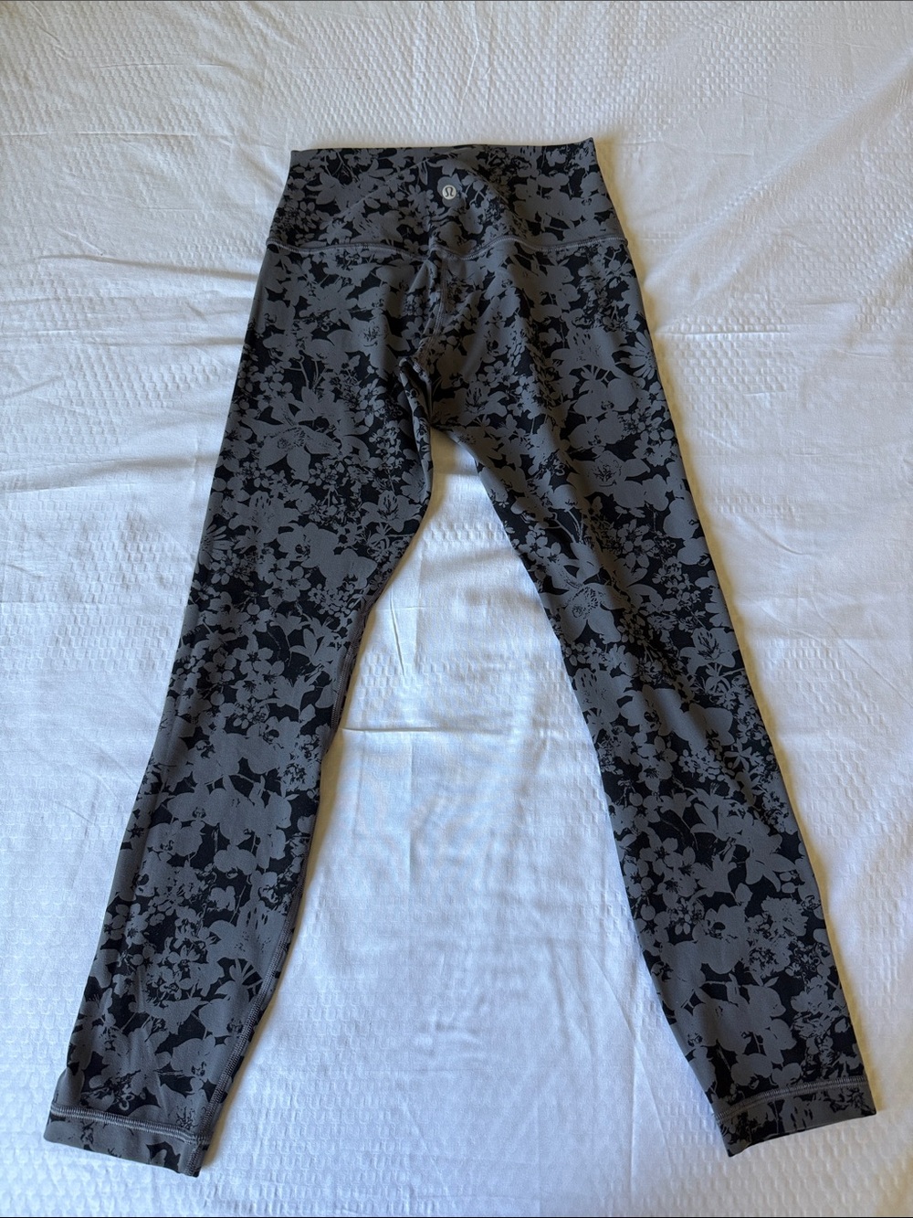 Lululemon Align Pant 25"
Efflorescent Nebula Black